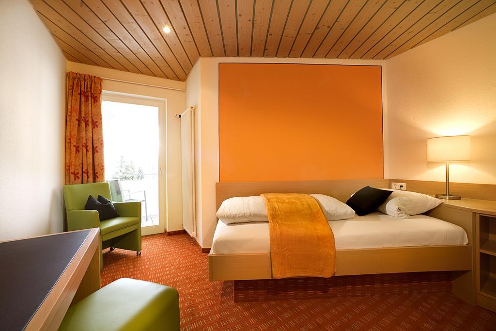 Hotel Waldhorn Кемптен Стая снимка