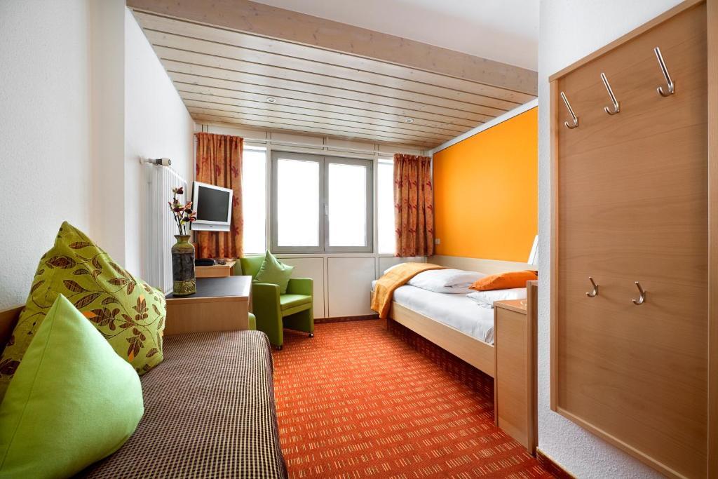 Hotel Waldhorn Кемптен Стая снимка