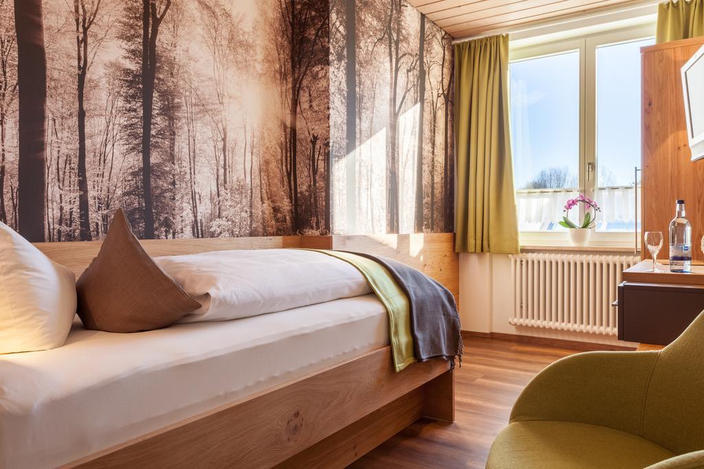 Hotel Waldhorn Кемптен Екстериор снимка