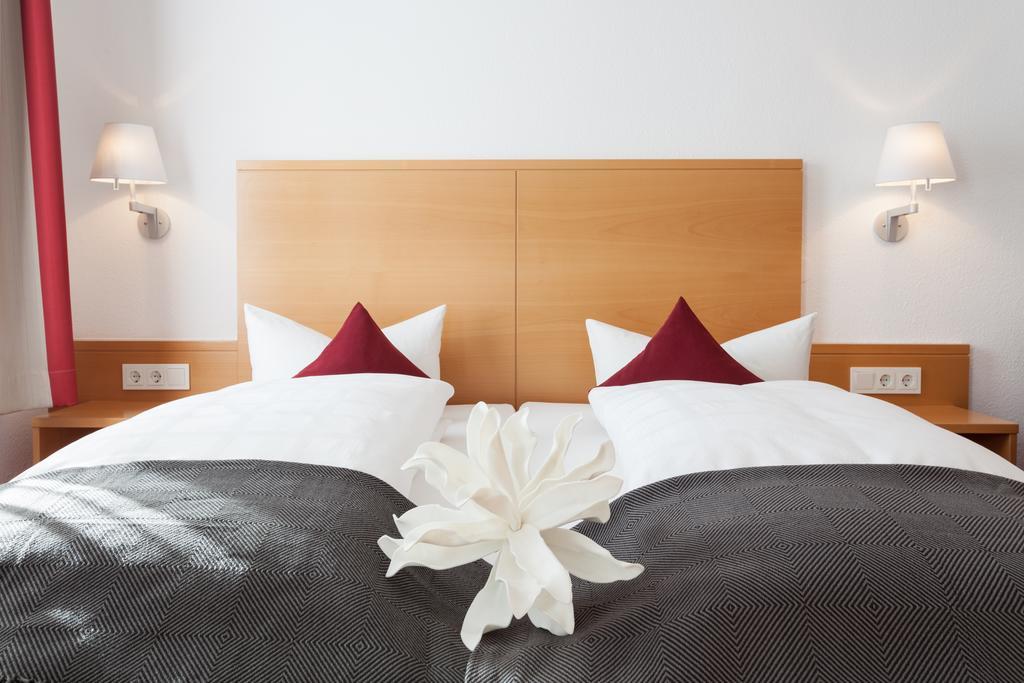 Hotel Waldhorn Кемптен Екстериор снимка